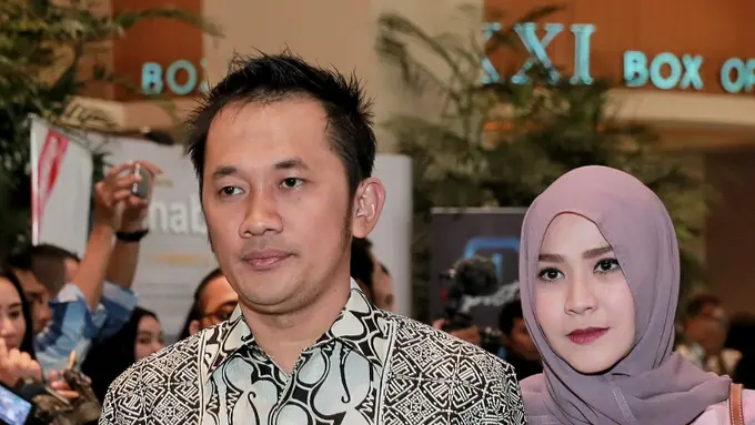 [Bintang] Hanung Bramantyo dan Zaskia Adya Mecca