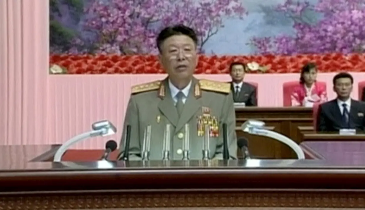 Kepala Staf Angkatan Darat Korea Utara Ri Yong Gil saat berpidato di Pyongyang 24 Agustus 2014. Ri telah dieksekusi mati atas tuduhan korupsi dan memperkaya diri sendiri. (REUTERS / KRT)
