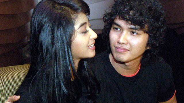 [Bintang] Dewi Perssik