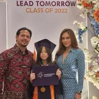 Wulan Guritno bersama Adilla Dimitri, mantan suaminya (Instagram/wulanguritno)