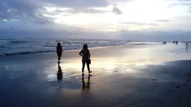 Menurut mitos Jawa, ada beberapa tempat wisata yang tak boleh dikunjungi pasangan kekasih.