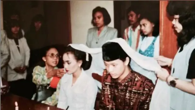 Potret Lawas Pernikahan Artis