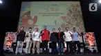 Peraih emas Olimpiade Sydney 2000 Candra Wijaya, Head of Sports Business EMTEK Group & CEO NEX Hendy Liem, Wakil Ketua Umum Komite Olimpiade Indonesia Ismail Ning, Menteri Pemuda dan Olahraga Ario Bimo Nandito Ariotedjo, Direktur SCM David Suwarto, Managing Director VIDIO Hermawan Sutanto, peraih emas Olimpiade Athena 2004 Taufik Hidayat, Atlet Menembak Fathur Gustafian (kiri ke kanan) saat Press Conference Official Broadcaster Announcement di Jakarta, Rabu (19/6/2024). (Liputan6.com/Helmi Fithriansyah)