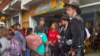 Wisatawan yang hendak ke Machu Picchu terlunta-lunta karena blokade warga Peru yang protes. (Dok: AFP)