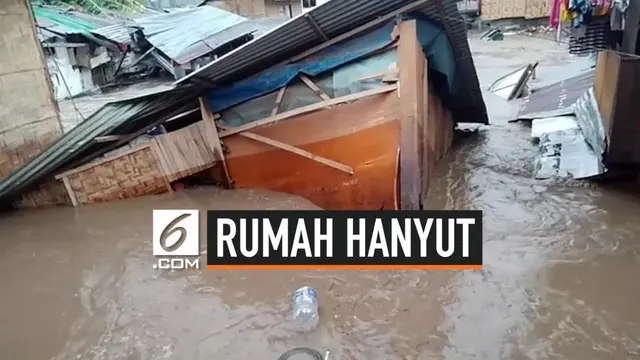 Banjir monsun melanda Filipina. Beberapa daerah tergenang banjir, salah satunya desa Tumanga. Beberapa rumah kayu pun hancur dan hanyut karena tersapu banjir.
