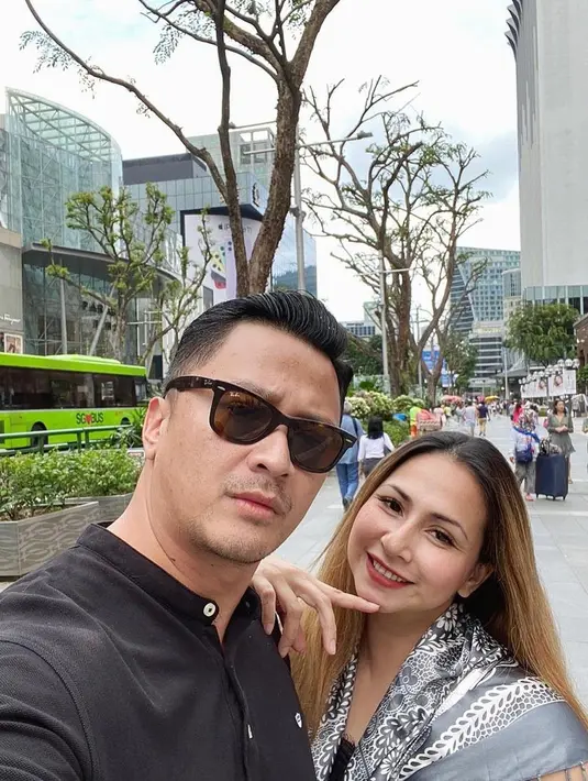 Deswita Maharani dan Ferry Maryadi (Instagram/deswitamaharani80)