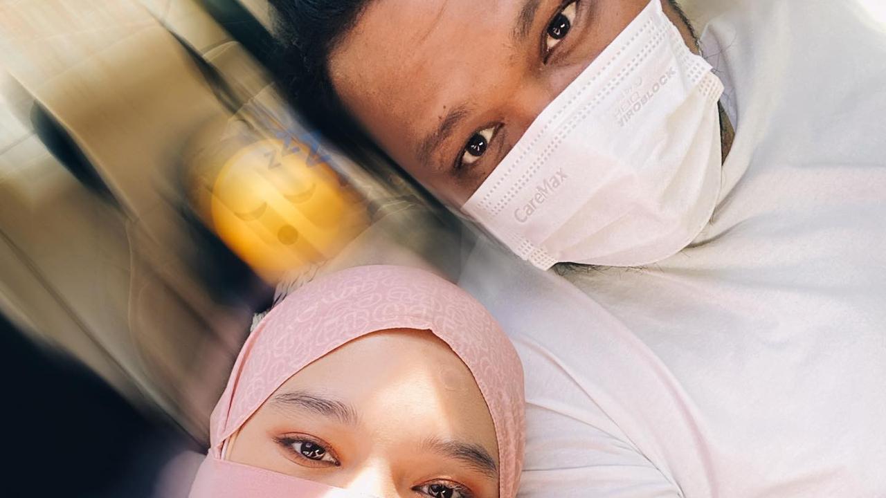 7 Potret Mesra Virgoun dan Inara Rusli Istrinya, Harmonis