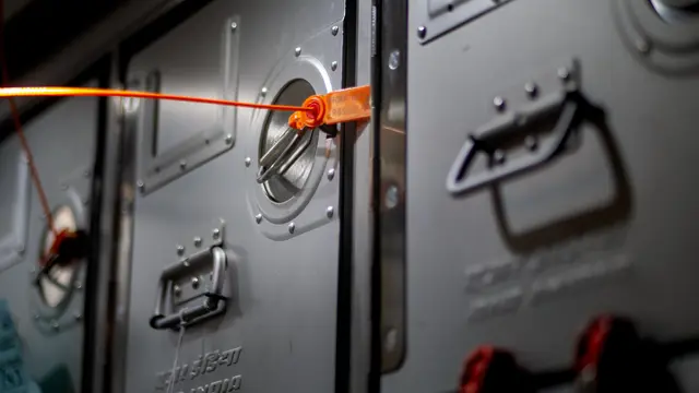 [Fimela] Safe Deposit