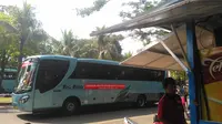 Ancol siapkan 100 Bus Wara-Wiri untuk angkut pengunjung dari satu wahana ke wahana lainnya. (Liputan6.com/Muslim)