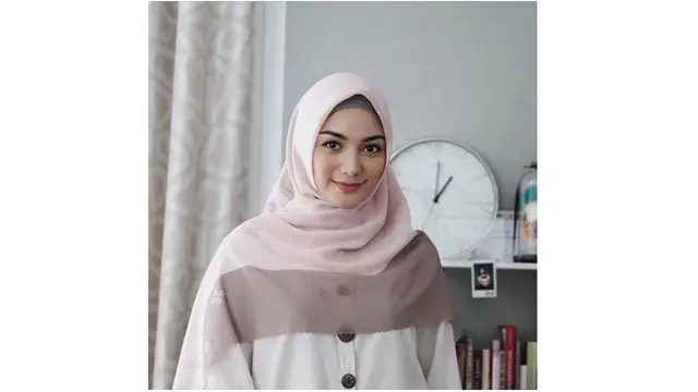 7 Seleb Cantik Ini Tampil Berhijab Saat Bulan Ramadan, Bikin Pangling