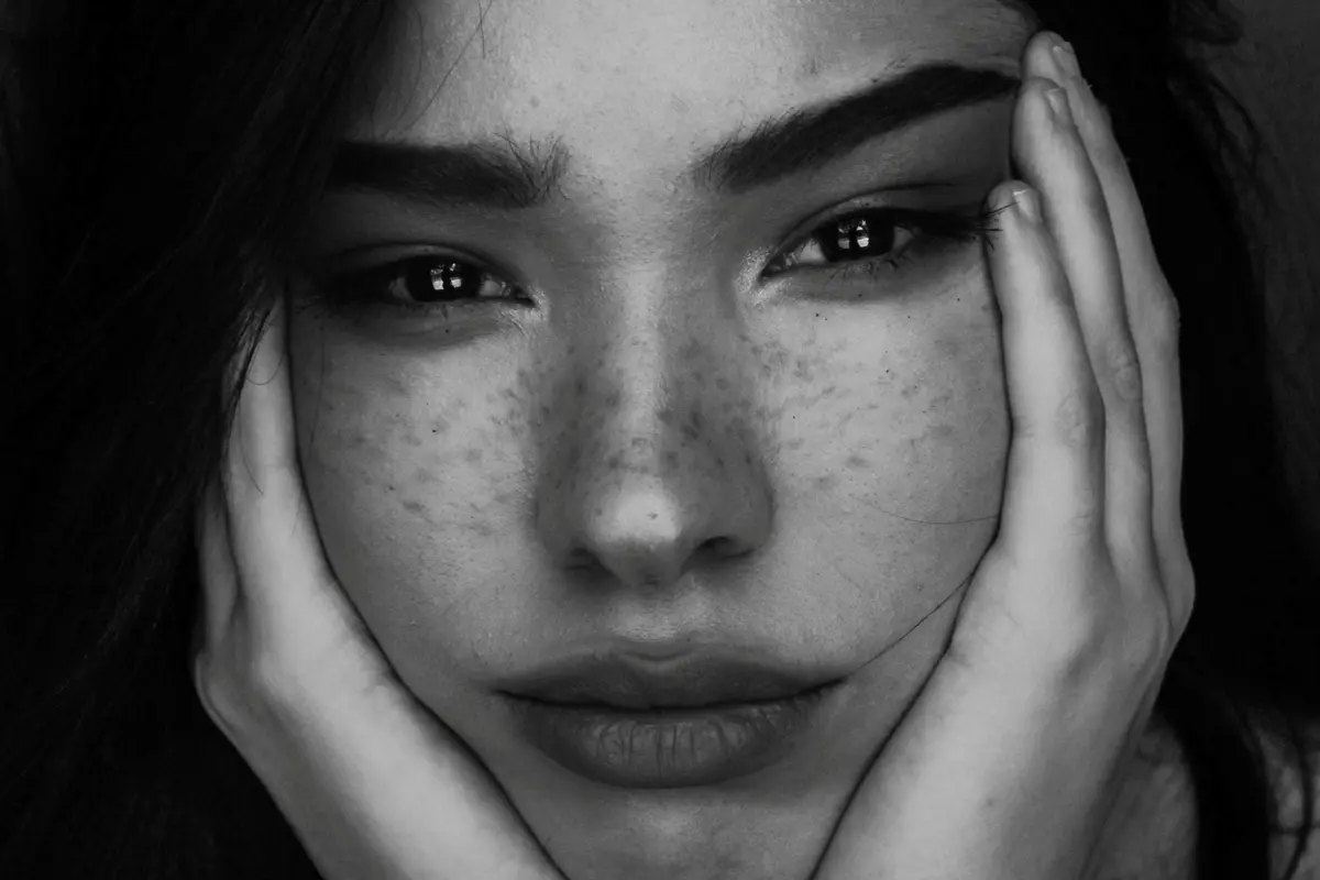 Tattoo Freckles Jadi Inovasi Baru di Dunia Kecantikan, Mau Coba?