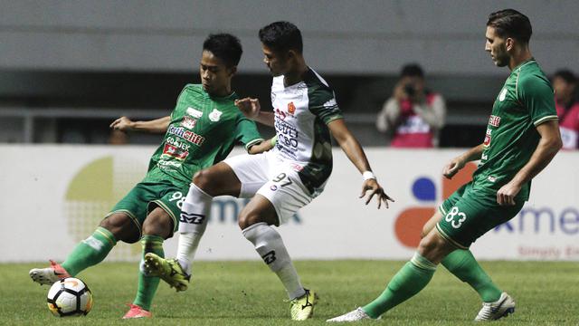 PSMS Medan Vs PS Tira