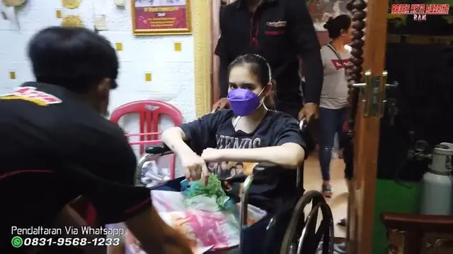 6 Potret Laura Anna saat Jalani Pengobatan, Lakukan Terapi Totok Saraf