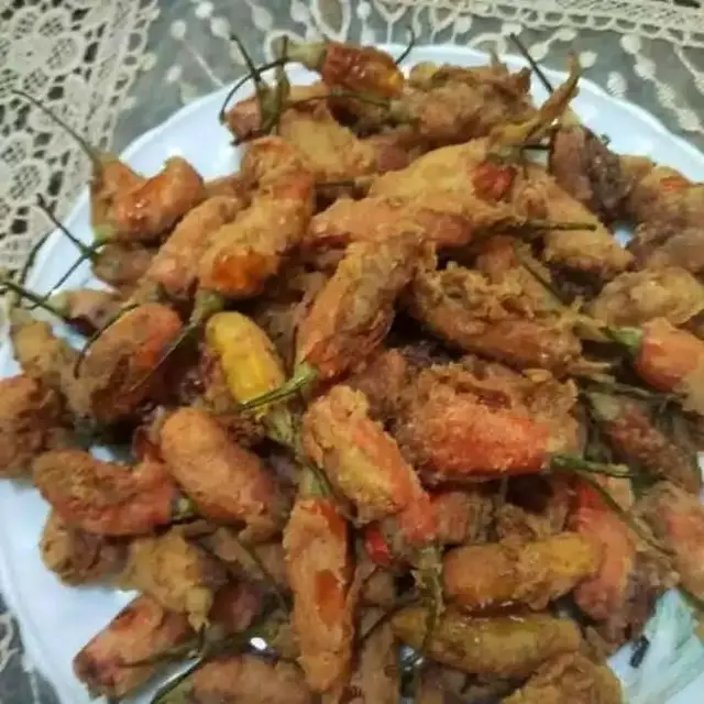 6 Kreasi Makanan dan Minuman Cabai Ini Nyeleneh, Bikin Sakit Perut Duluan
