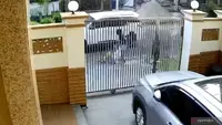 tangkapan layar CCTV saat lansia di PIK jadi korban upaya penculikan. (Antara)