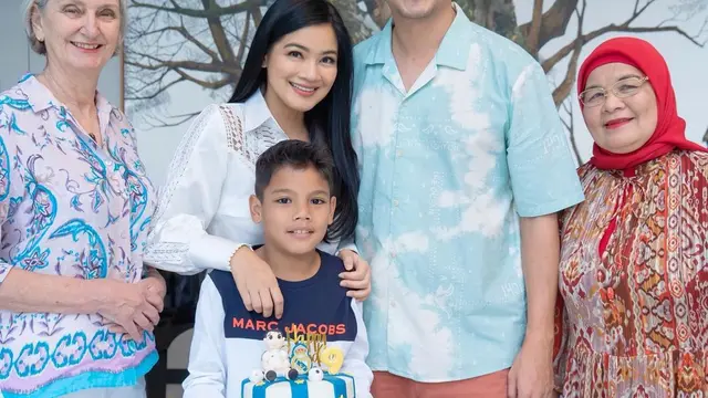 Titi Kamal rayakan ultah Arjuna ke-9 [Instagram/titi_kamall]