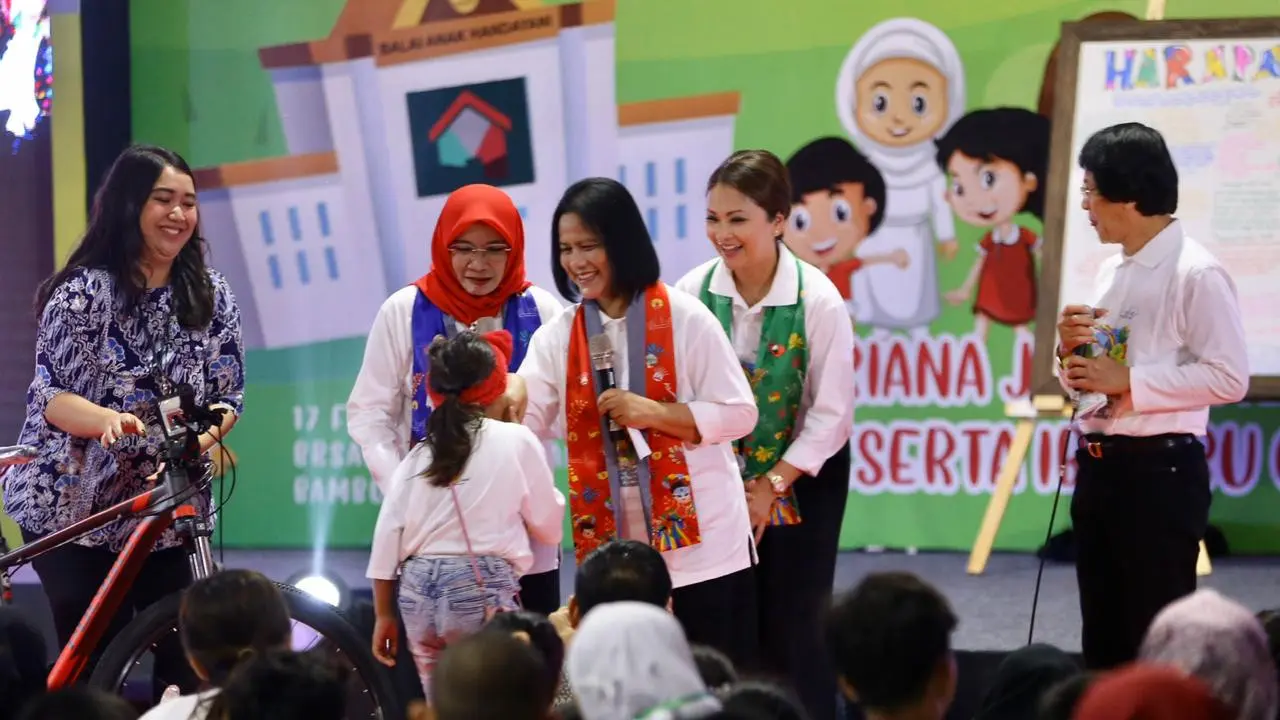 Ibu Negara Hj. Iriana Joko Widodo
