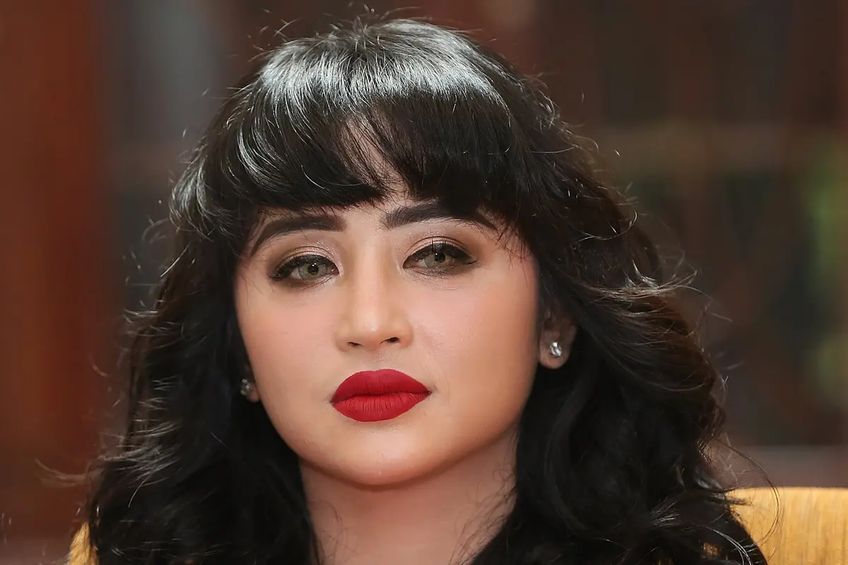 [Bintang] Dewi Perssik