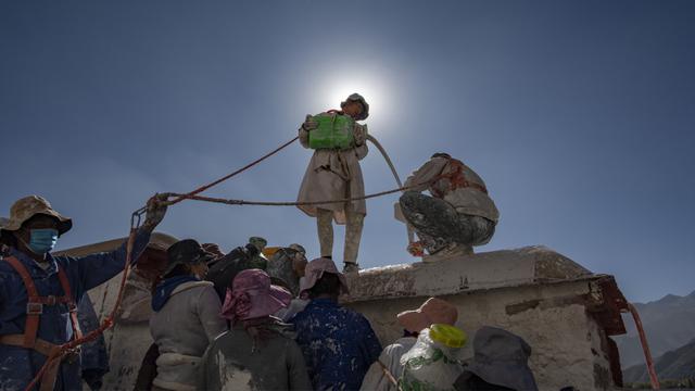 FOTO: Renovasi Tahunan Kompleks Arsitektur Kuno Istana Potala