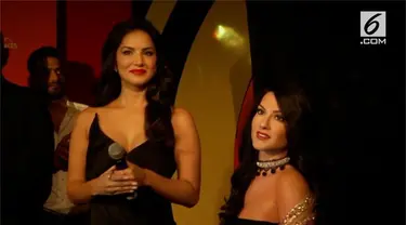 Mantan bintang porno, Sunny Leone, dibuatkan patung lilin oleh Museum Madame Tussauds. Patung ini sebagai wujud penerimaan masyarakat India pada dirinya.