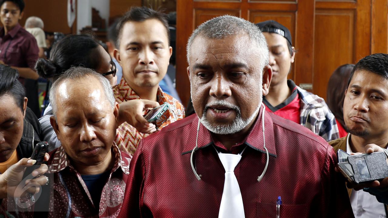 20150818-Sidang Perdana Mucikari Artis RA-Jakarta