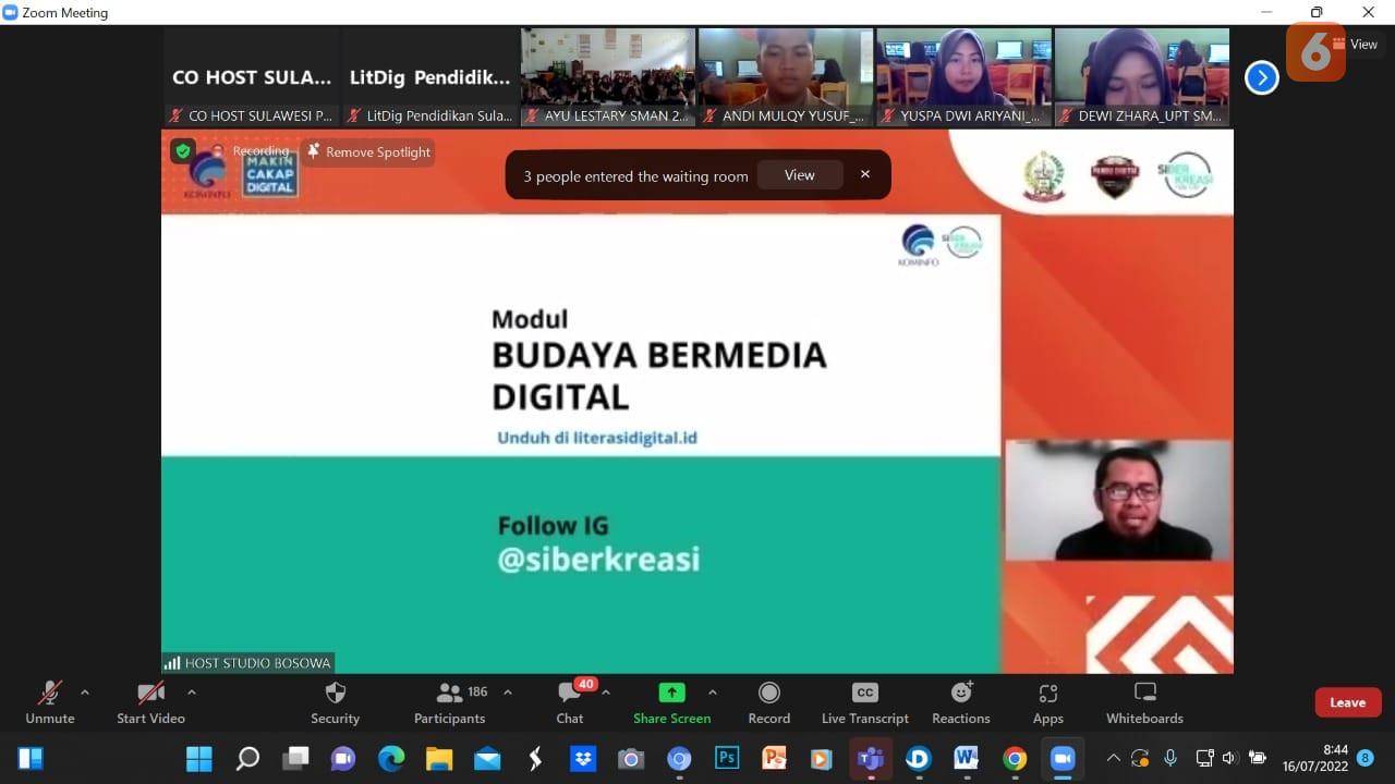 Siber Kreasi Ajak Peserta Didik Baru Paham Etika Bermedia