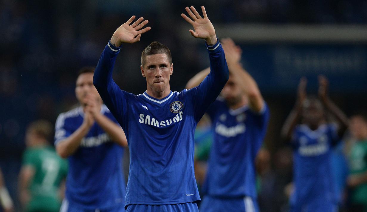 Hal mengejutkan dialami Chelsea di Liga Champions 2012/2013. Berstatus sebagai juara bertahan Liga Champions 2011/2012, The Blues malah tersisih dari fase grup dan turun kasta ke Liga Europa. Namun, Chelsea mampu bangkit dan berhasil menyabet juara Liga Europa 2012/2013. (AFP/Patrik Stollarz)