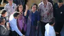 Menteri Keuangan yang baru Sri Mulyani Indrawati saat tiba di Kementrian Keuangan, Jakarta, Rabu (27/7). Sri Mulyani dipercaya Jokowi menjabat Menteri Keuangan (Menkeu) menggantikan Bambang Brodjonegoro. (Liputan6.com/Angga Yuniar)