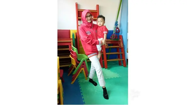 6 Potret Terbaru Lia Ananta saat Asuh Anak, Pemeran Sashi 'Di Sini Ada Setan'