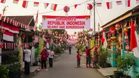 25 Dekorasi Jalan Kampung 17 Agustus yang Bikin Warga Bangga