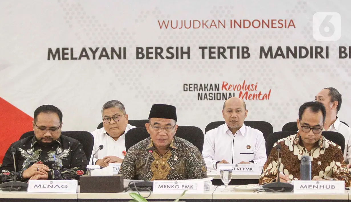 Rapat Koordinasi Tingkat Menteri (RTM) membahas persiapan perayaan Natal 2023 dan Tahun Baru 2024. (Liputan6.com/Angga Yuniar)
