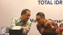 Direktur Corporate Banking Bank Mandiri, Royke Tumilaar (kiri) dan Dirut Semen Indonesia, Rizkan Chandra saat konferensi pers terkait pemberian fasilitas kredit untuk PT Semen Gresik dari Bank Mandiri, Jakarta, Jumat (10/6). (Liputan6.com/Angga Yuniar) 