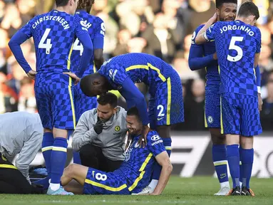 Kemenangan Chelsea di markas Leeds United di laga lanjutan Liga Inggris meninggalkan insiden menyakitkan bagi Mateo Kovacic. (AFP/Oli Scarff)