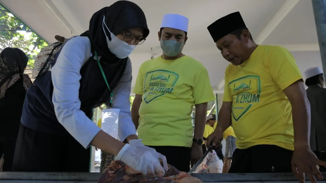Pantau Penyembelihan Hewan Kurban Idul Adha saat Wabah PMK, Pemkot Tangerang Turunkan 289 Petugas.