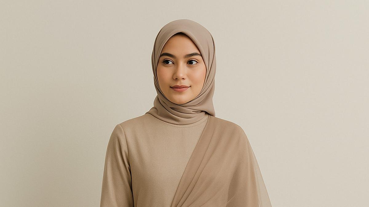5 Model Gamis dengan Selendang Tile Simple, Elegan dan Mudah Dipadukan