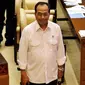 Menteri Perhubungan Budi Karya Sumadi  saat rapat kerja (raker) dengan Komisi V DPR di Kompleks Parlemen, Senayan, Jakarta, Kamis (22/11). DPR menyebut banyak komentar mengenai kemungkinan penyebab jatuhnya Lion Air PK-LQP. (Liputan6.com/JohanTallo)