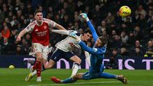 Pada babak kedua, Arsenal berhasil menggandakan skor lewat Viktor Gyokeres pada menit ke-47. (AFP/Glyn Kirk)