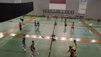Suasana para atlet bulutangkis berlatih pada Pelatnas Bulutangkis di Cipayung, Jakarta Timur, Kamis (7/1/2016). (Bola.com/Vitalis Yogi Trisna)