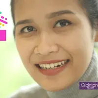 Hilangkan mata panda dengan cara mudah ini, yuk. (foto: Daniel Kampua/Bintang.com, Digital Imaging: Nurman Abdul Hakim/Bintang.com).