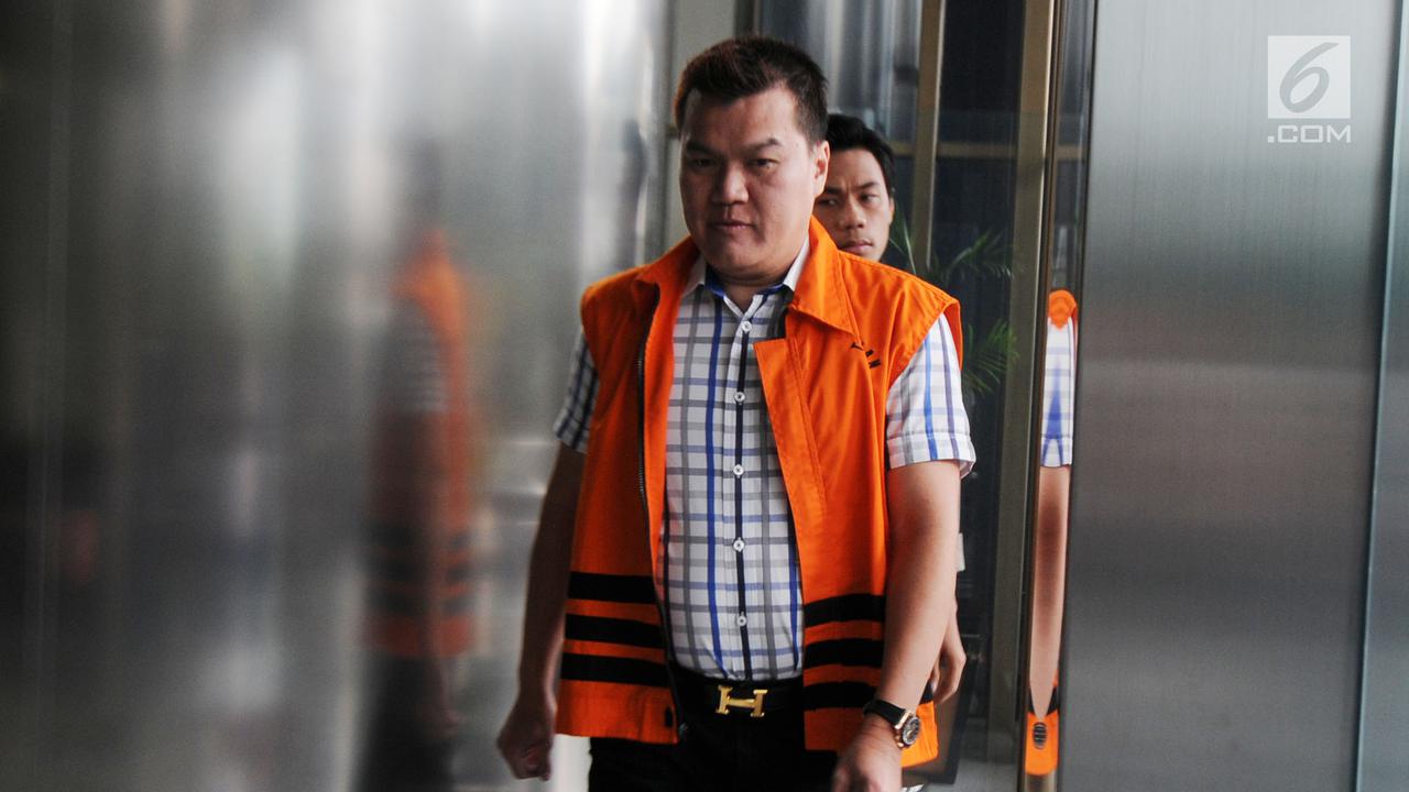 Tampil Modis, Andi Narogong Kembali Jalani Pemeriksaan KPK