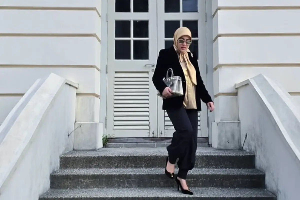 Intip tampilan terbaru Syahrini yang super mahal