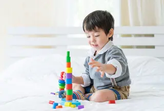 Tips sederhana untuk membantu orang tua menjaga mood anak tetap stabil dan ceria selama liburan panjang. (Foto: jcomp/Freepik)