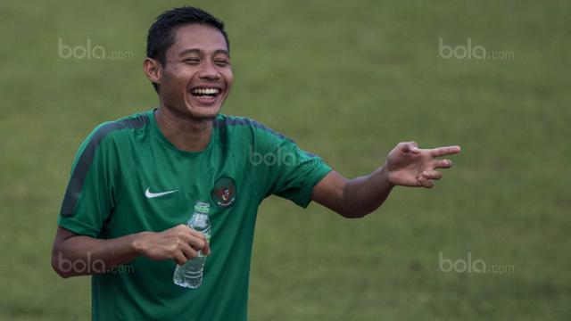 Evan Dimas