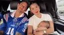 Bisa kembali berlibur bersama keluarga kecilnya menjadi sebuah kesempatan yang membahagiakan bagi Jennifer Bachdim. Ibu tiga anak ini pun membagikan momen saat berada di Paris bersama suami dan anak-anaknya. (Liputan6.com/IG/@jenniferbachdim)