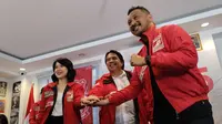 Pakar komunikasi dan pegiat media sosial Ade Armando resmi bergabung sebagai kader baru Partai Solidaritas Indonesia (PSI). (Liputan6.com/ Winda Nelfira)