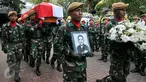 Tokoh Partai Golkar, Suhardiman meninggal dunia pada Minggu 13 Desember kemarin, Jakarta, Senin (14/12/2015). Almarhum disemayamkan dengan cara militer dan dimakamkan di pemakaman Evegreen, Bogor, Jawa Barat. (Liputan6.com/Yoppy Renato)