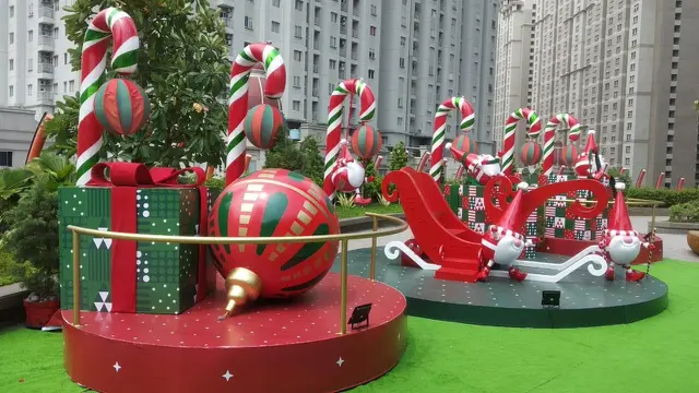 House of Santa Neo Soho Mall