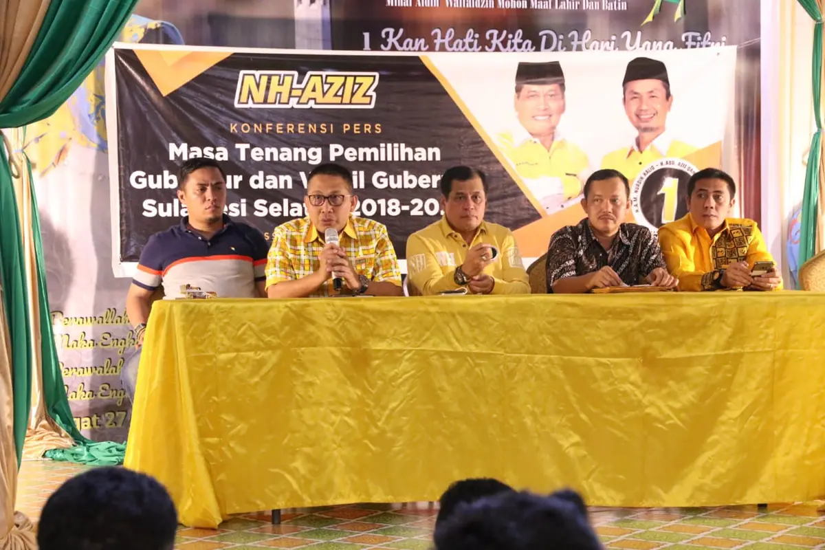 Nurdin Halid dan pengurus Partai Golkar Sulsel (Fauzan/Liputan6.com)