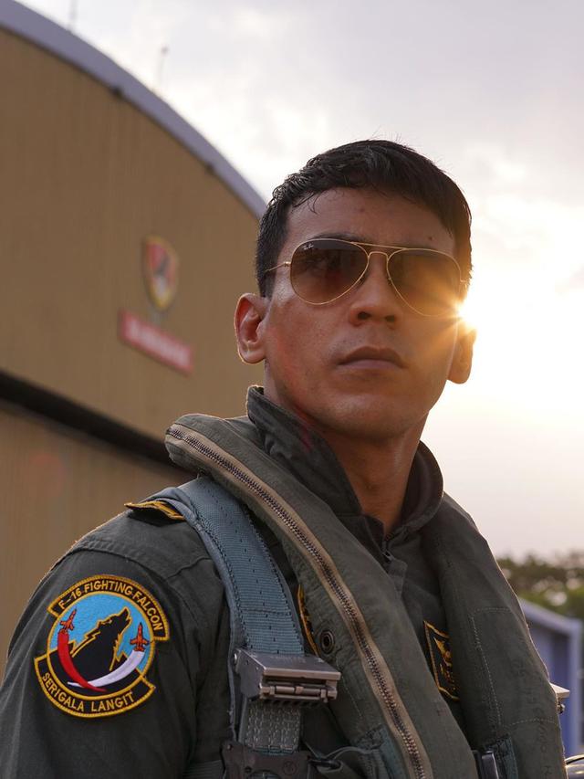 7 Potret Terbaru Dian Sidik yang Kini Genap 41 Tahun