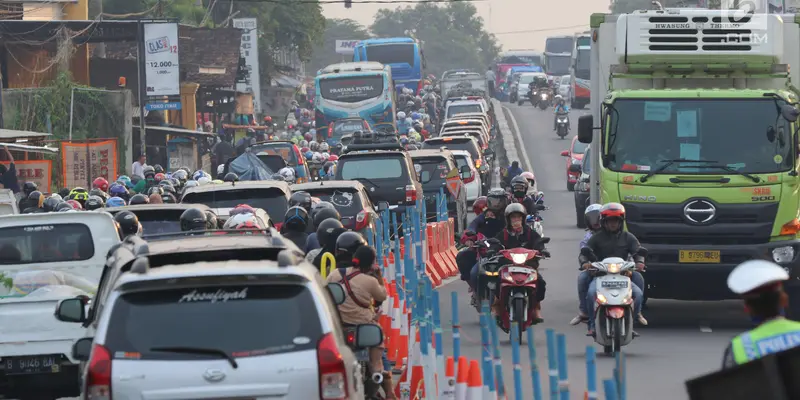 H+6 Lebaran, Arus Balik Cikampek Arah Jakarta Padat Merayap